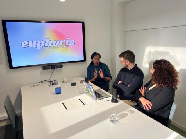 CDT Europe Secretary General Asha Allen speaking with podcasters Federico Terreni and Arianna Labasin from EU&U at the Euphoria Podcast recording.